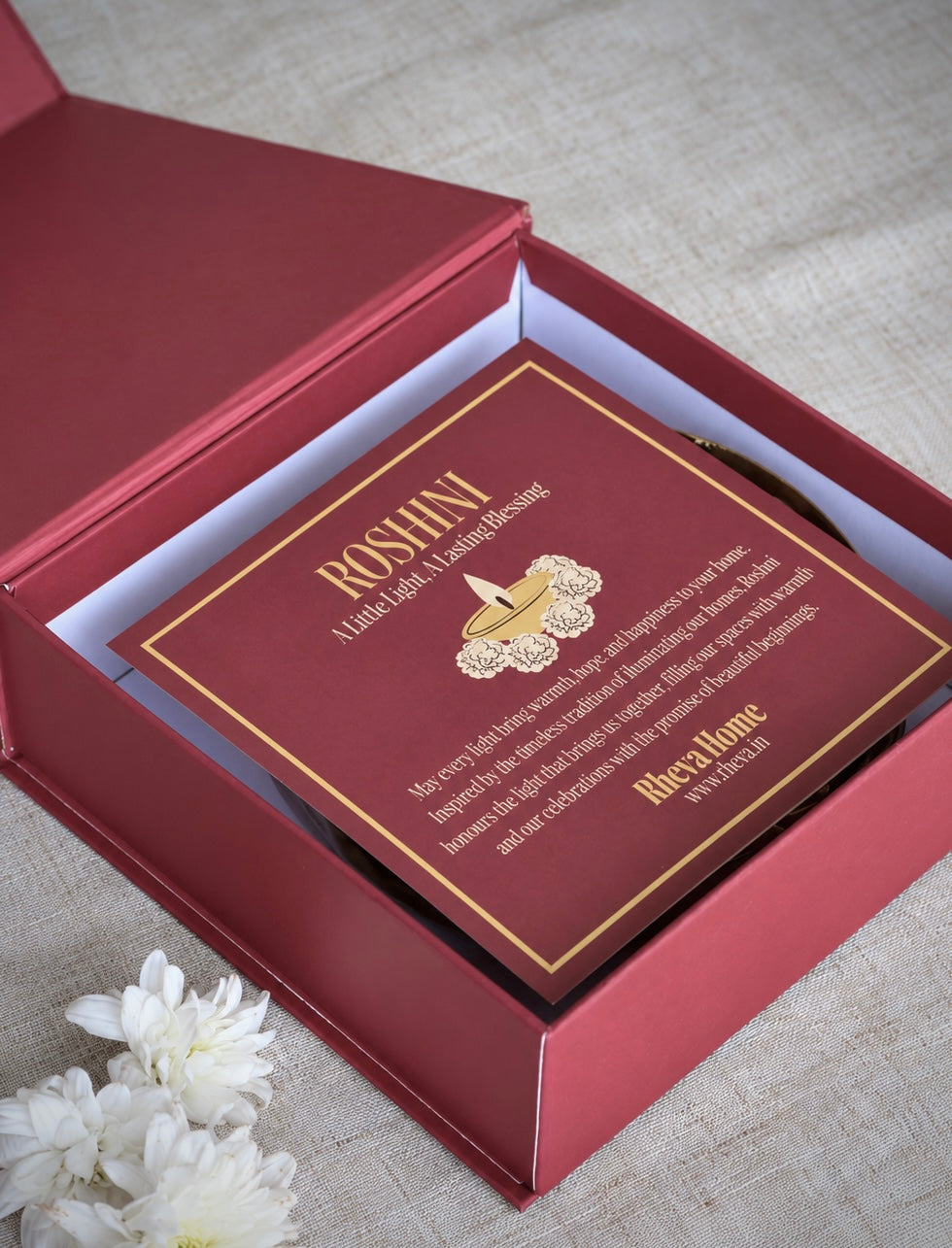 Roshini Hammered Urli Scented Candle